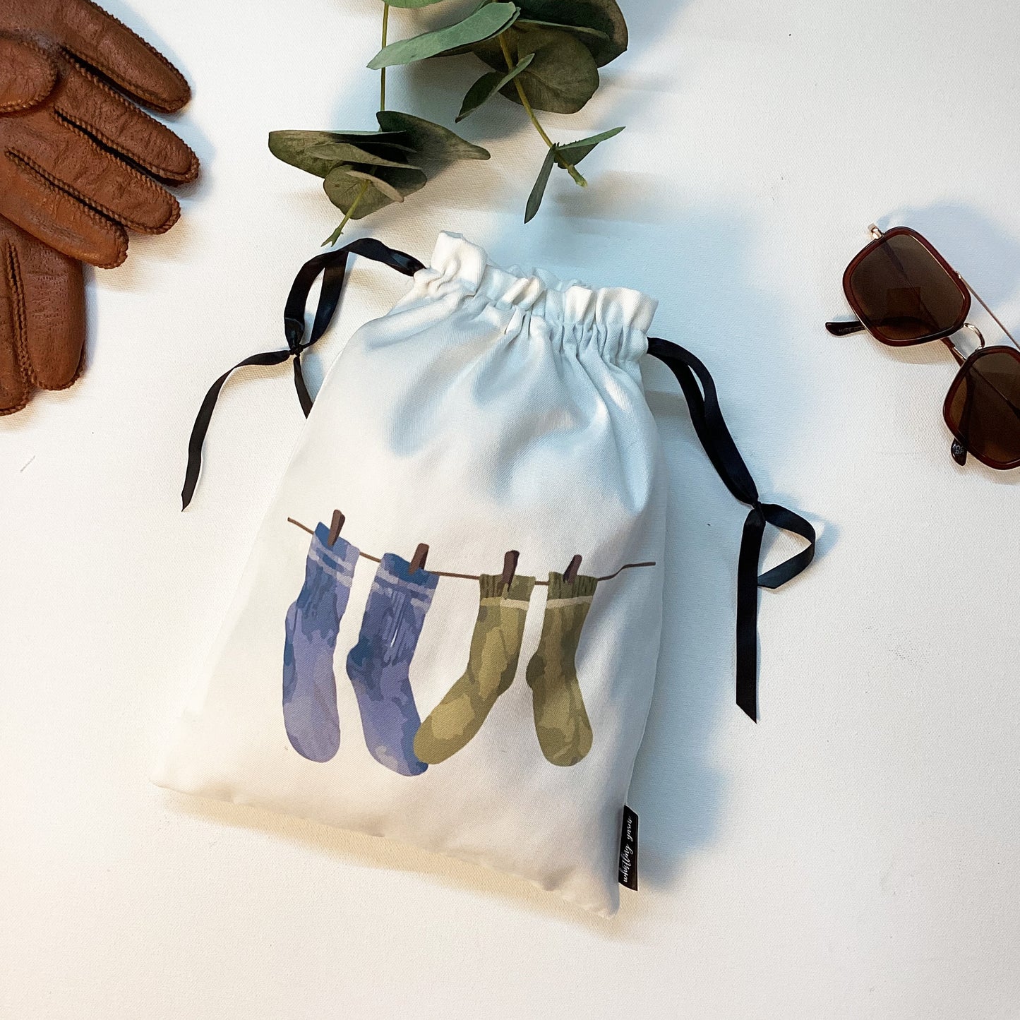 MEN’S ACCESSORY BAGS {vintage trail} - pack of 2