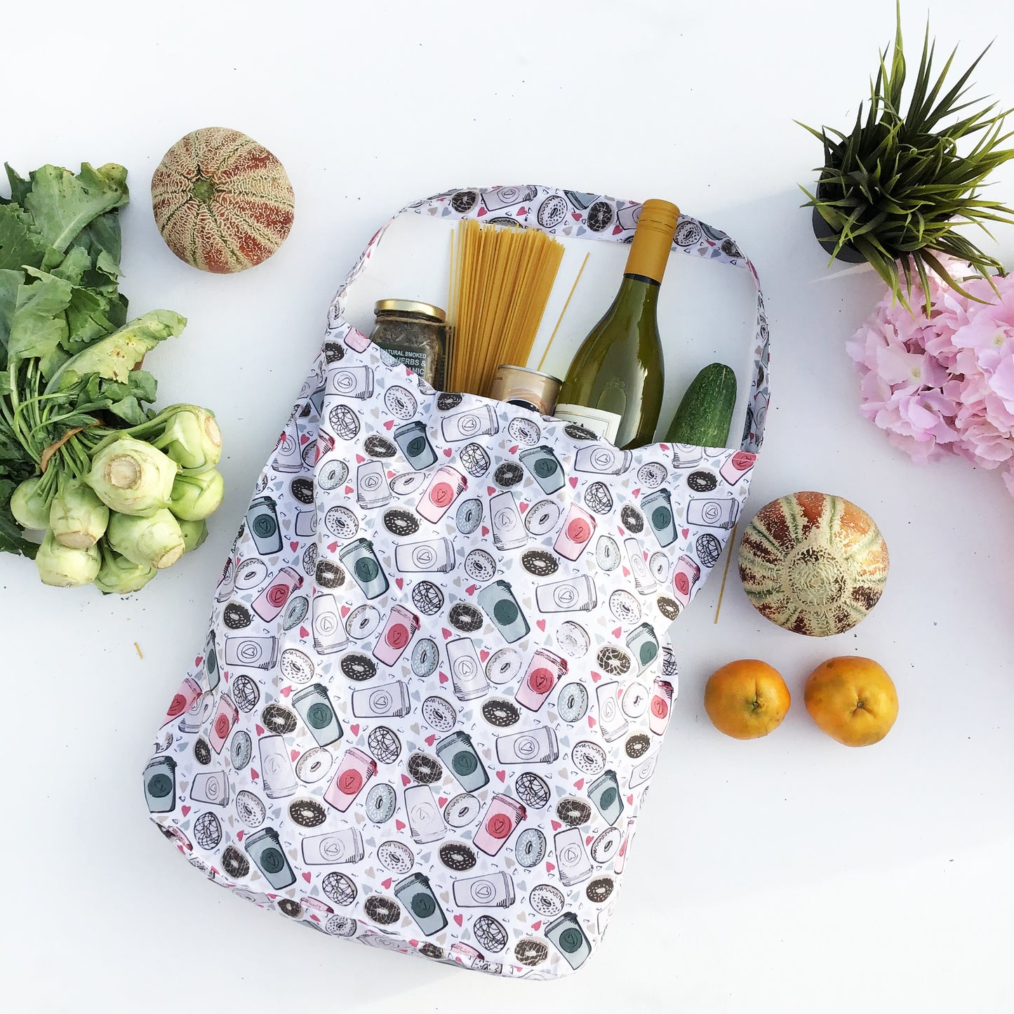 FOLD-UP TOTE {bits & bites}