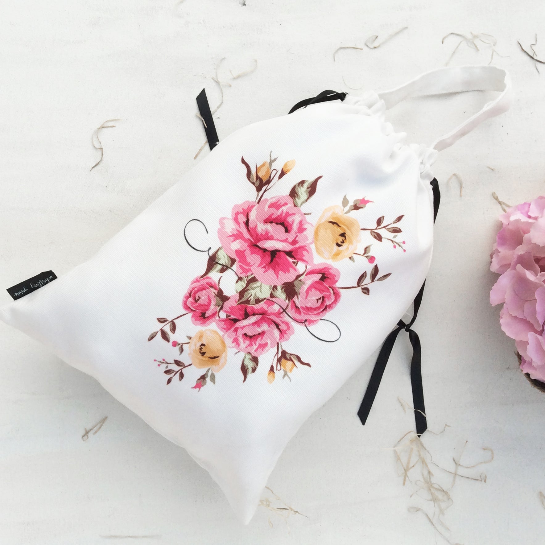 gift bag floral roses travel storage organiser