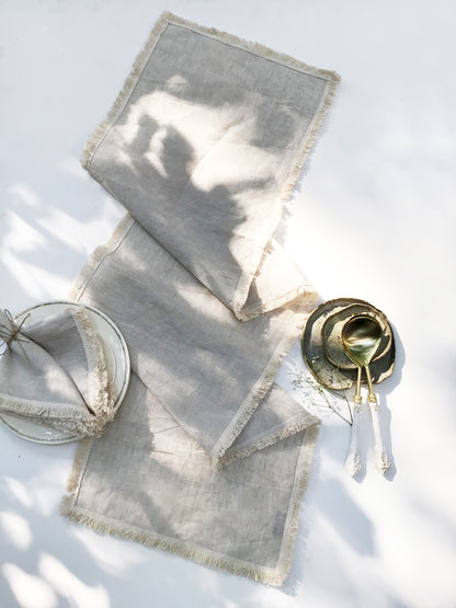 LINEN TABLE RUNNER {boho charm}